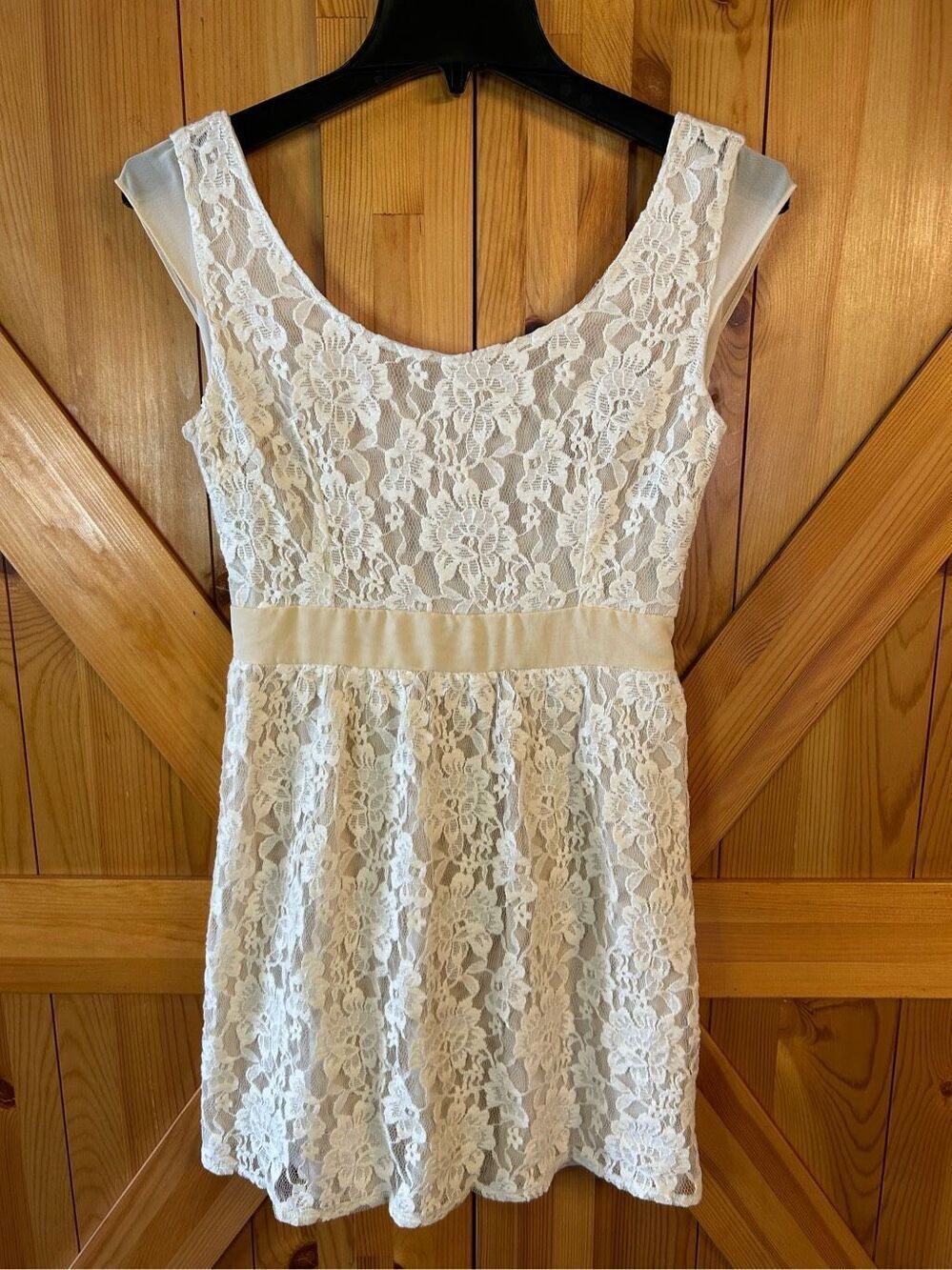 American Eagle Summer Lace  Overlay Dress White Cream Size 2 Cap Sleeve nwt (069